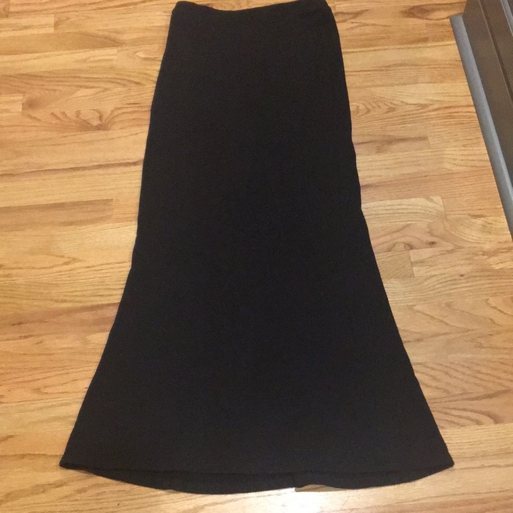 COPY - Ann Taylor excess black maxi skirt